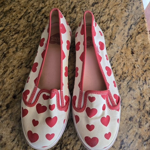 Vans Shoes - Vans Limited Edition Valentine's Heart Print Shoes - Red & White Womens Size 8.5